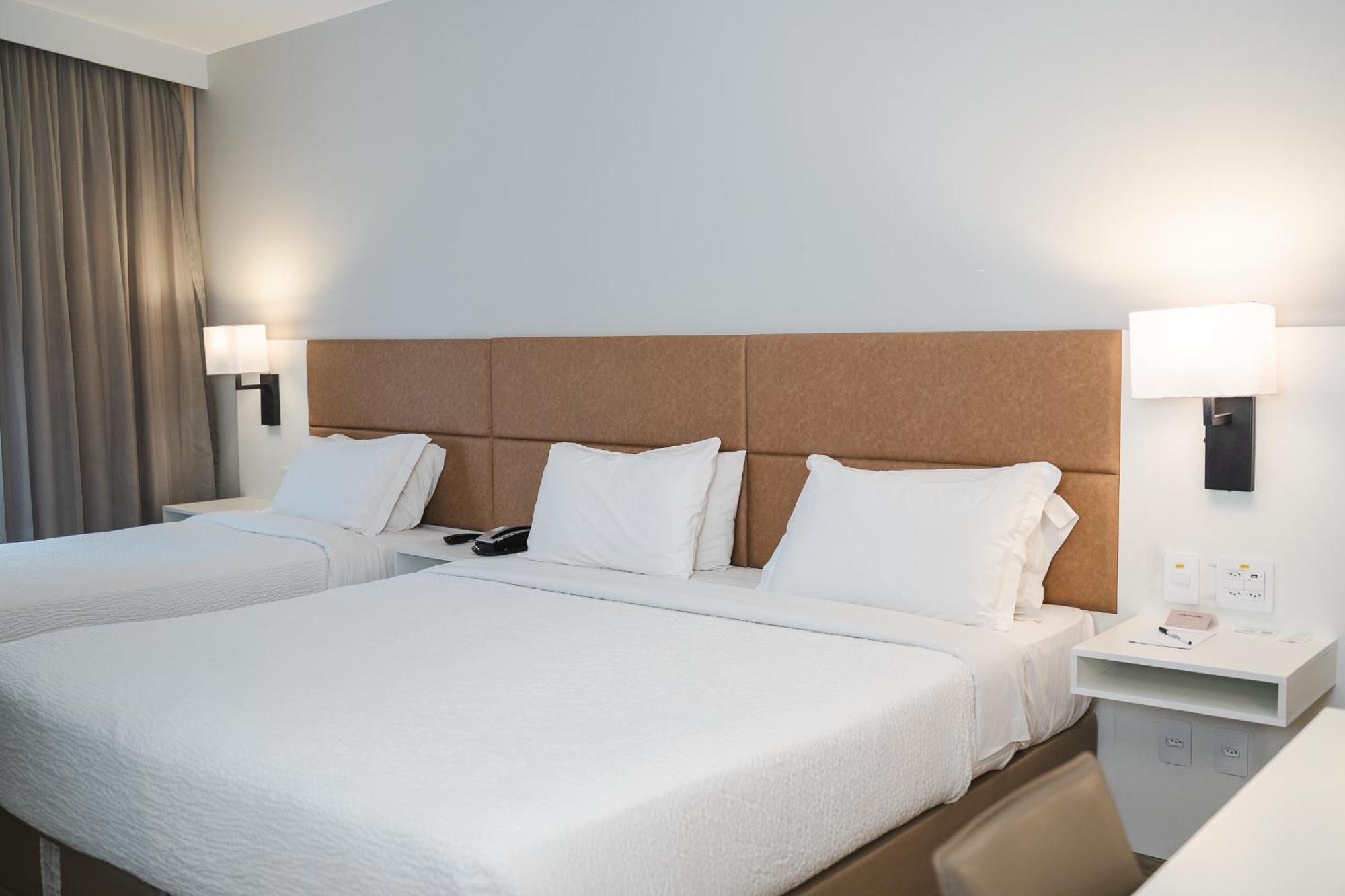 Radisson Rio De Janeiro Barra Hotel Exterior foto A room at the hotel